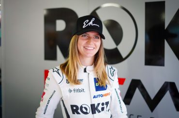 Esmee Hawkey when she raced in the DTM.